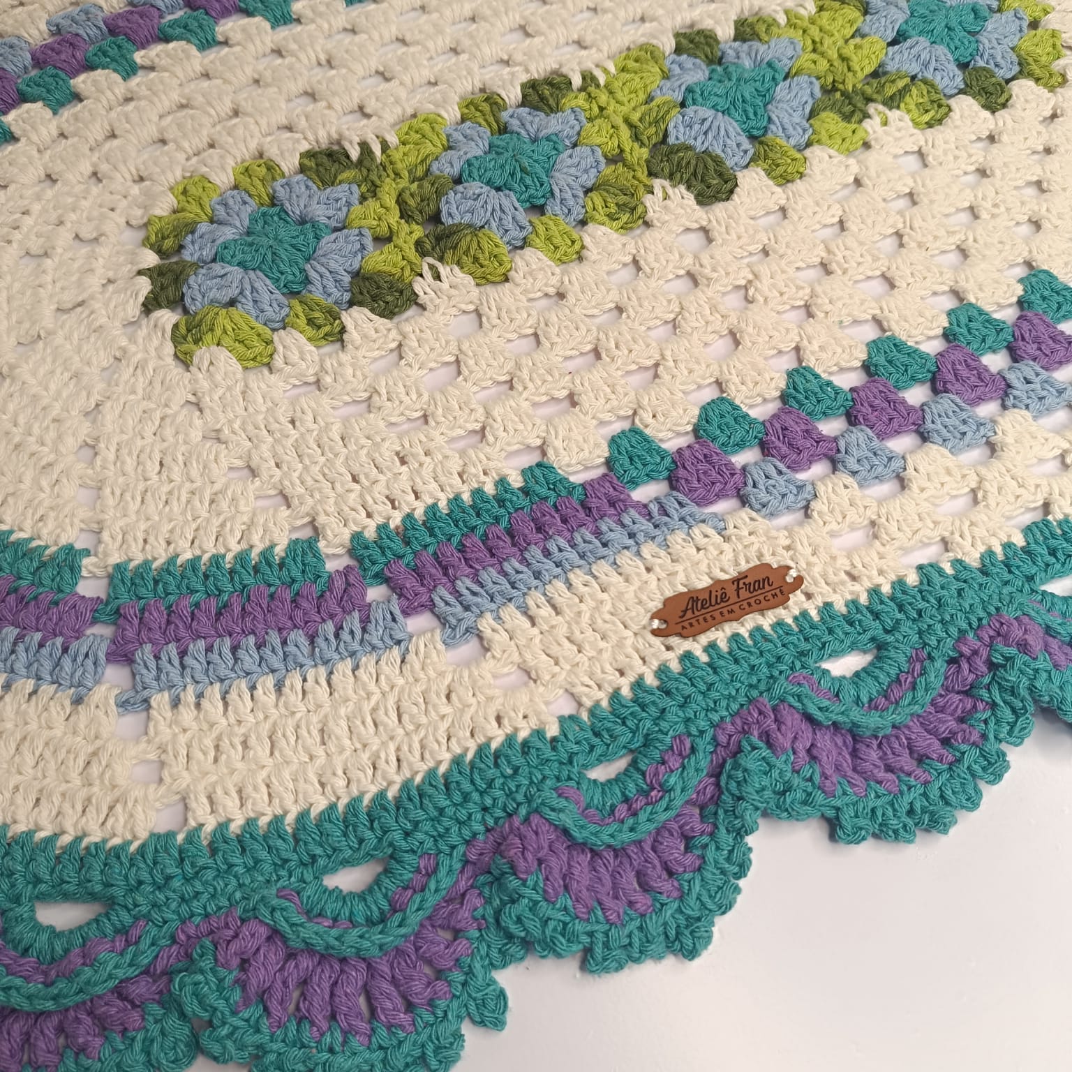 Tapete Luxo de Crochê – Ciano e Branco - Image 3