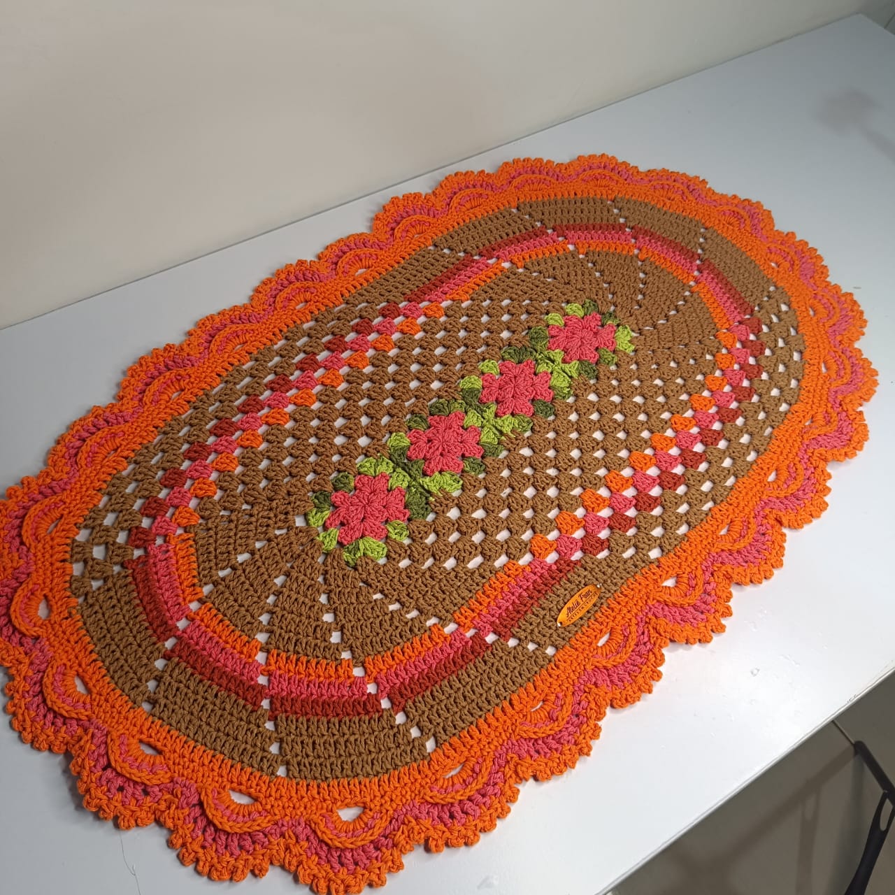 Tapete Luxo de Crochê – Tons de Laranja e Melancia